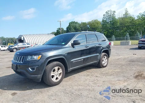 2015 Jeep Grand Cherokee Laredo z USA, uszkodzony, nr VIN 1C4RJFAG8FC226880